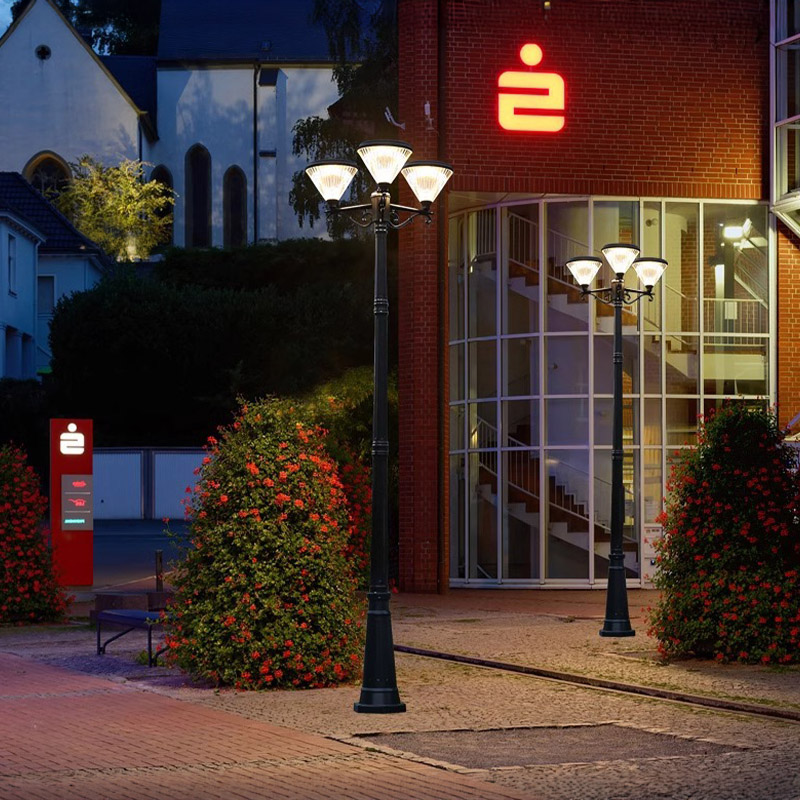 cot-den-san-vuon-slgl4002-4