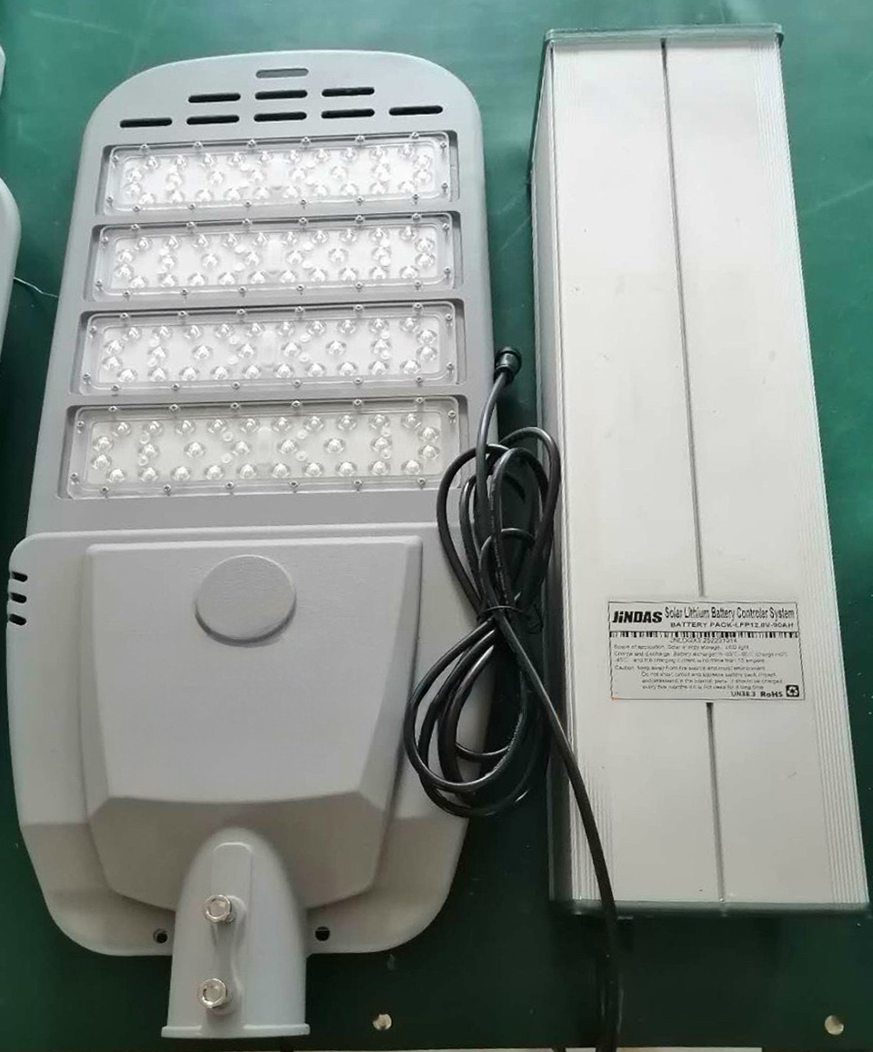 Đèn đường năng lượng mặt trời SL-CTT60