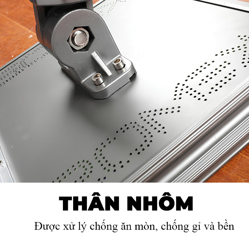 Đèn đường năng lượng mặt trời SL-D600BC