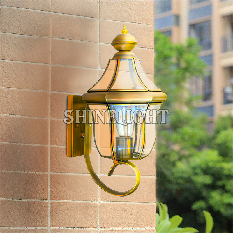 Đèn gắn tường đồng 1840