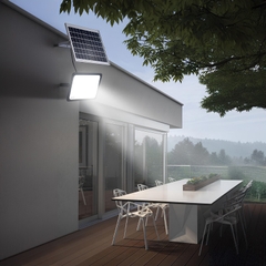 den-pha-led-nlmt-sl02-3 Đèn pha LED năng lượng mặt trời SL02