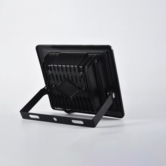 den-pha-led-sl01-7 Đèn pha LED năng lượng mặt trời SL01