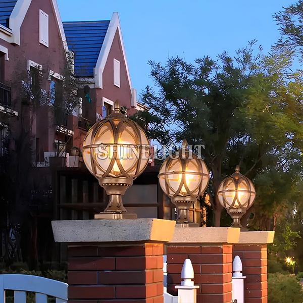 Đèn trụ cổng tròn thủy tinh SLTCU25